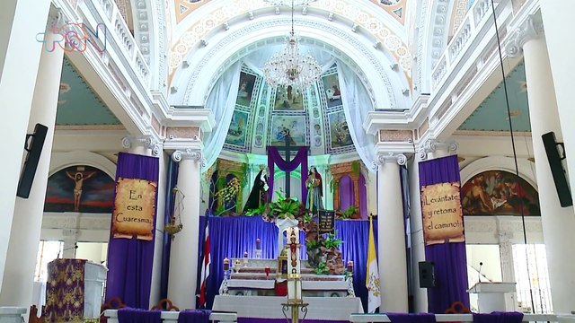 mqn-En la parroquia de San Antonio de Padua en Curridabat-040323