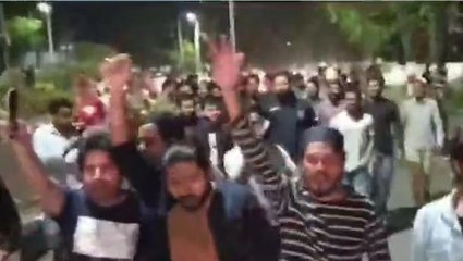 अलीगढ़: एएमयू में संघ बीजेपी और वीसी के खिलाफ लगे मुर्दाबाद के नारे