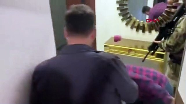 'Sarılar' suç örgütü lideri rezidansa baskında yakalandı