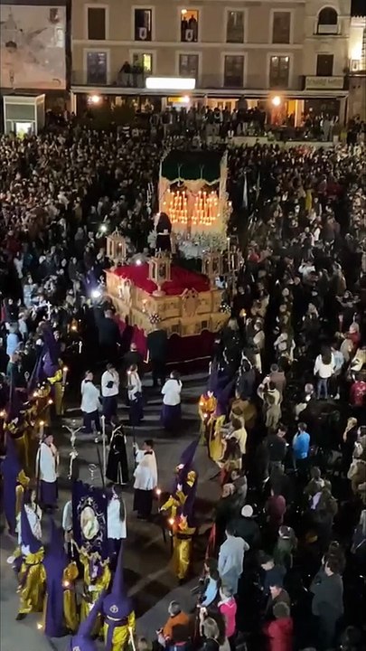 Encuentro de gran fervor en el corazón de la ciudad