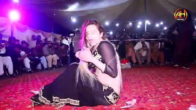 Musamiyan Ras Bhariyain || Dance By Titlee Jaan || Singer Naseebo Lal || AH Movies Bhakkar