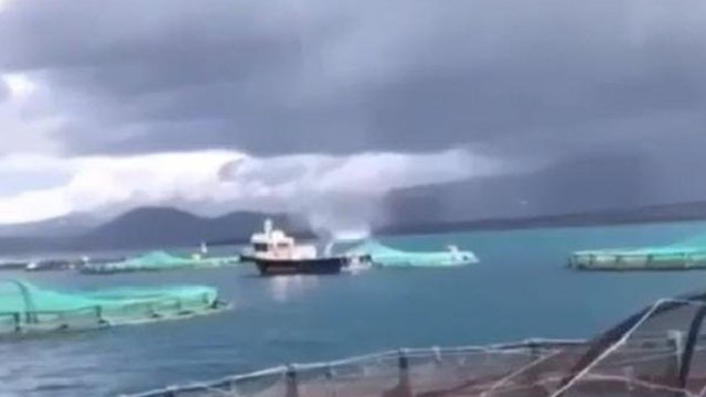 Çeşme açıklarında hortum kamerada