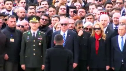 Muharrem İnce seçim kampanyasının ikinci gününde Anıtkabir’de