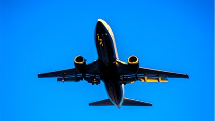 Skurril: Darum hat der Thai-König ein Flugzeug im Garten