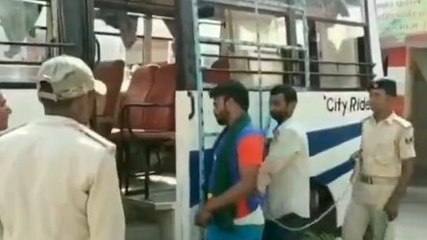 खगड़िया: उत्पाद पुलिस की बड़ी कार्रवाई, शराब के साथ 6 लोगों को किया गिरफ्तार