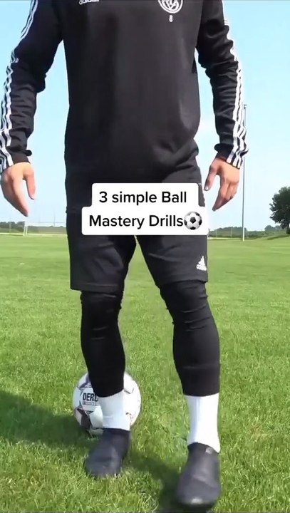 Top 3 Football dribbling drills
