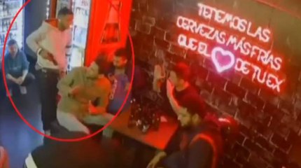 Delincuentes causaron terror y robaron a más de 15 personas en un bar de Chapinero