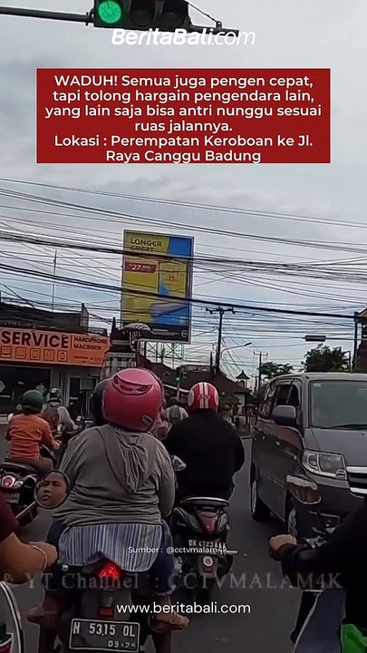 WADUH! Semua juga pengen cepat, tapi tolong hargain pengendara lain, yang lain saja bisa antri nunggu sesuai ruas jalannya.