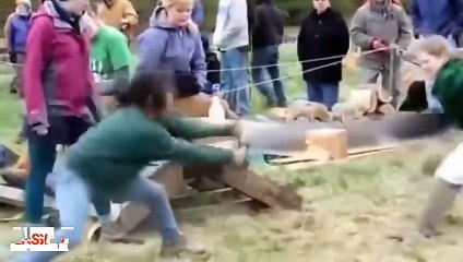 À voir! Travailleurs rapides qui font des choses irréelles