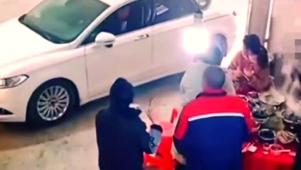 30 MOST RIDICULOUS MOMENTS CAUGHT ON CAMERA