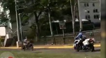 est-Motociclista atropella policía, se da a la fuga y es detenido en Santa Ana-050423