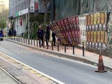 Beyoğlu'nda 5 katlı metruk binada kısmi çökme: Tramvay seferleri durduruldu