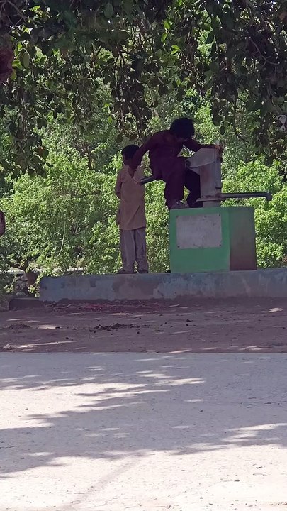 Fun time For Kids || Poor Kids Have Fun with handpump