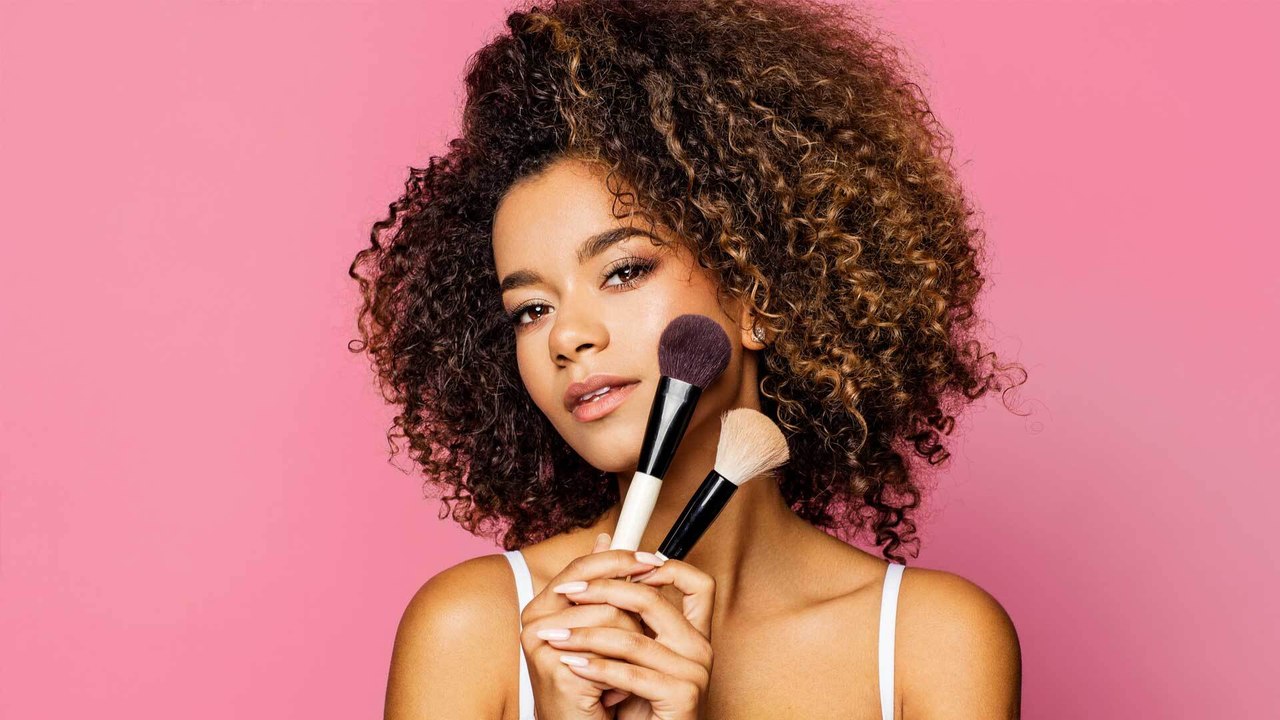 Cloud Skin: Mit diesem Make-up brauchst du nie wieder Beautyfilter