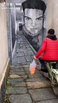 caught on camera,funny moments,funny moments caught on camera,moments caught on camera,caught on camera funny,weird things caught