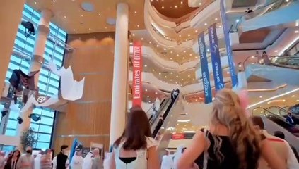 Sheikha Mahra Stuns at Dubai World Cup 🏆