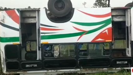 रायसेन: यात्री बस पलटने से सड़क पर मची चीख पुकार, फिर जो हुआ