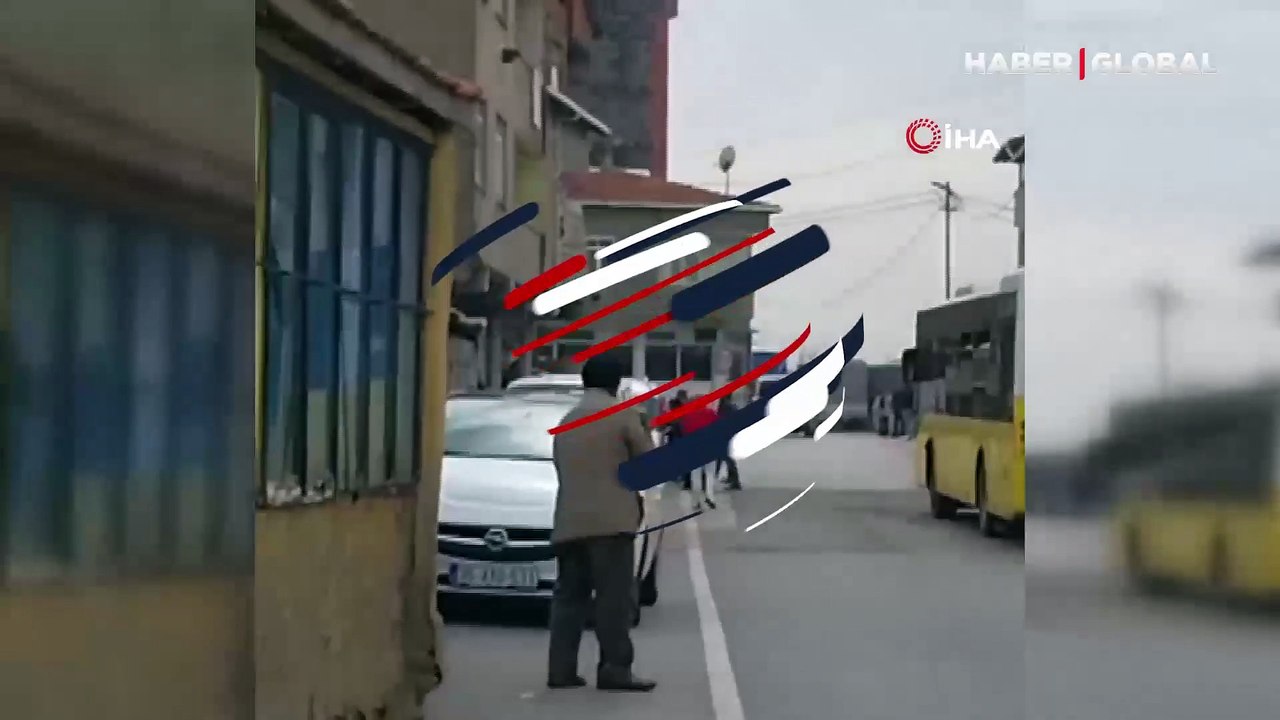 Pes dedirten anlar: Pendik’te yaşlı kadını tekme tokat dövdü