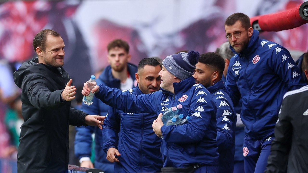 Svensson über Werder: 'Es ist eine klare Linie zu erkennen'