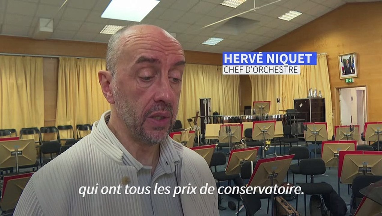 France: pour "La Fille du régiment", la Garde républicaine au garde-à-vous