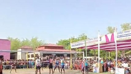 सुपौल:अमोद मिश्रा मेमोरियल वालीबॉल टूर्नामेंट&#039;का खेला गया फाइनल मुकाबला, बेगुसराय बना विजेता