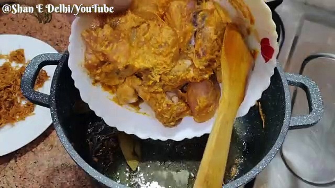 Shahi_Chicken_Korma_|_Dawat_mein_banaye_sabse_tarif_pae_|_Danedaar_Korma_Recipe(360p)