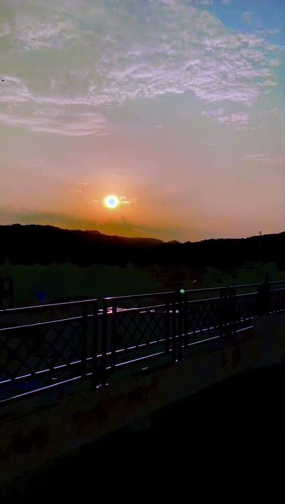 Sunset downwall