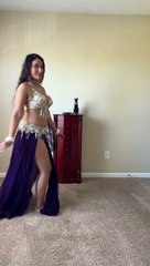 Lady Laura dance show performance