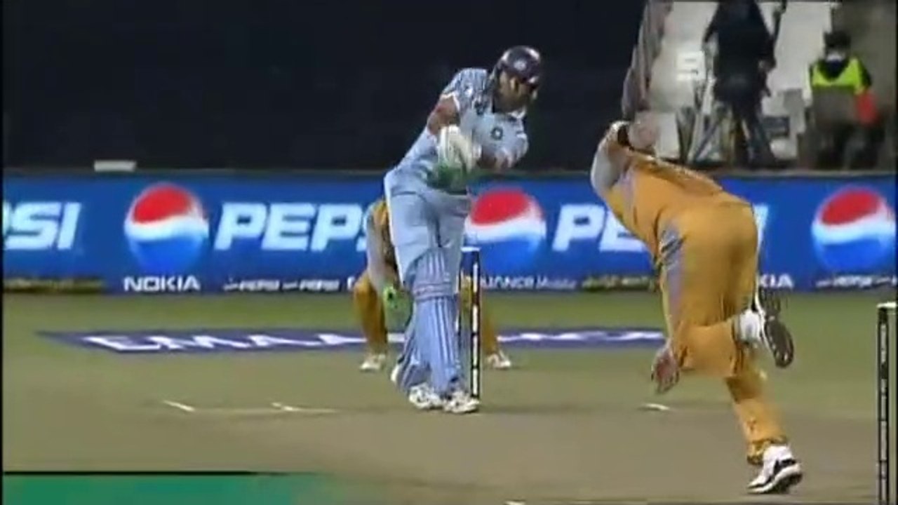 Yuvraj Singh 70(30) India vs Australia T20 World Cup 2007 at Durban