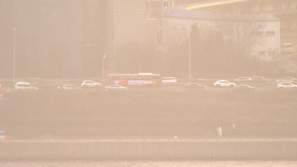 [날씨] 오늘 때늦은 꽃샘추위...中스모그·황사 유입 / YTN