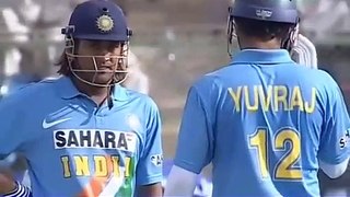 YUVRAJ SINGH Match Winning knock Century | India v Pakistan 5th ODI at Karachi 2006 | Yuvraj and Dhoni