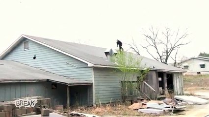 Roof Jump Landing Fail