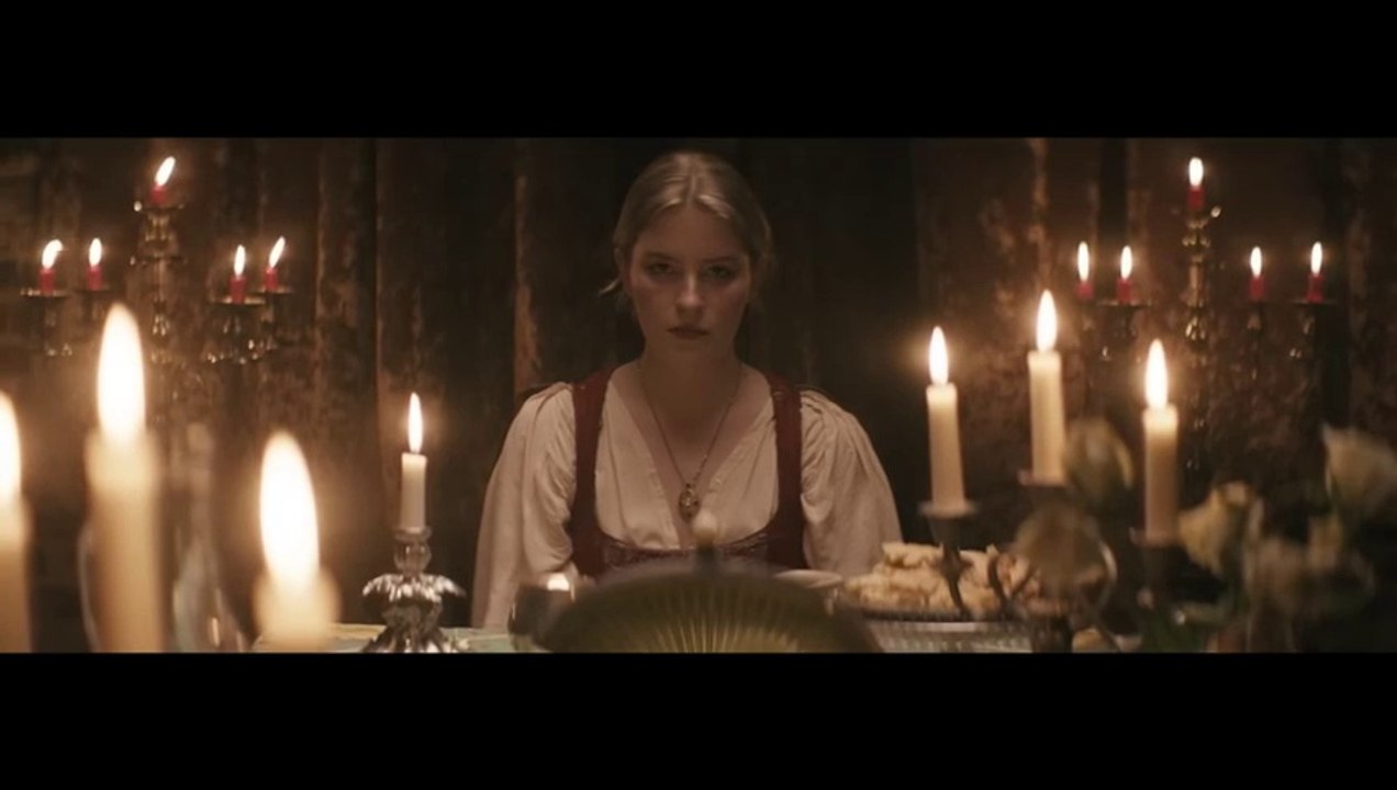 paris-paloma-labour-official-video