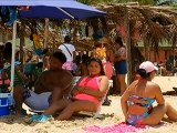Miranda | Temporadistas disfrutan de actividades recreativas en Río Chico durante Semana Santa