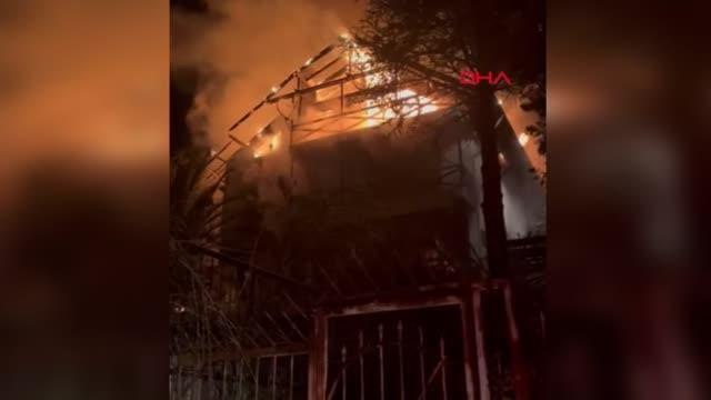 Ünlü oyuncu Şehsuvar Aktaş'ın babası ve üvey annesi yangında hayatını kaybetti