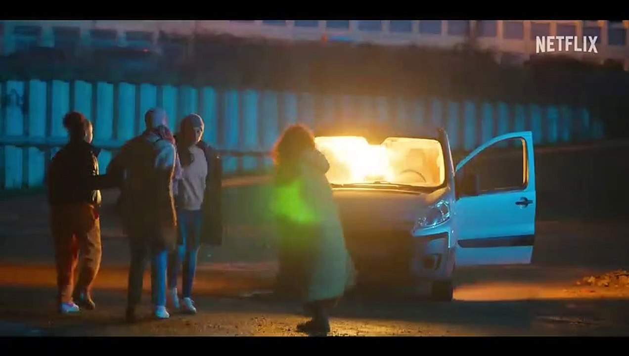 La bande annonce de la série Jusqu'ici tout va bien, la première série de Nawell Madani pour