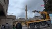 Kilis'te depremde hasar gören cami minaresi yıkıldı