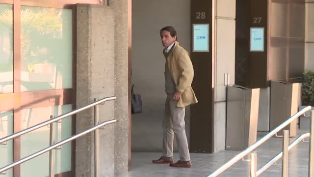 Amigos y compañeros de Josep Piqué se acercan a su capilla ardiente en Madrid