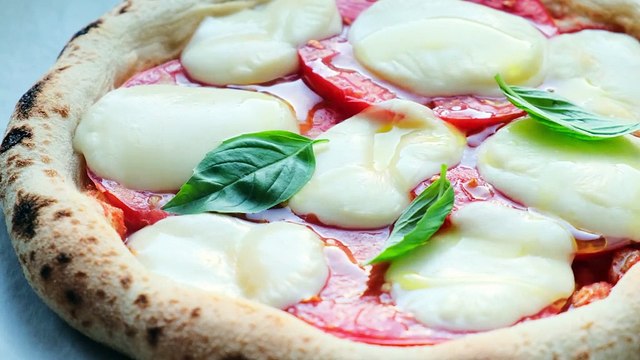 Scienza & Salute: 'A tavola con il Re: il basilico'