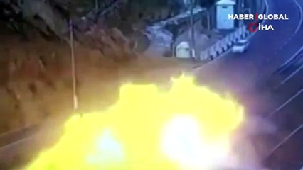 Korkunç kazanın görüntüleri ortaya çıktı! Boya malzemeleri taşıyan tır devrildi: 1 ölü, 6 yaralı