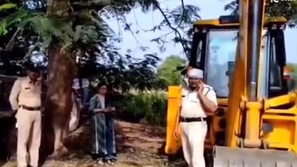 खरगोन: अवैध उत्खनन के खिलाफ प्रशासन की बड़ी कार्रवाई,जेसीबी और ट्रैक्टर जब्त