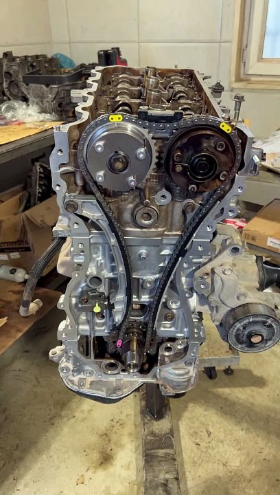 2AR 2.5L Engine