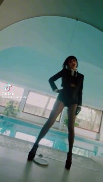 Annalisa supersexy: il nuovo look nel singolo Mon Amour