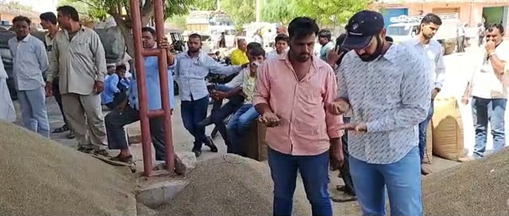 मंडी के बाजार मे आई गर्मी मे इसबगोल बीस हजार पार, जीरा भी उछला