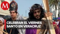 Feligreses realizan viacrucis en Veracruz este Viernes Santo