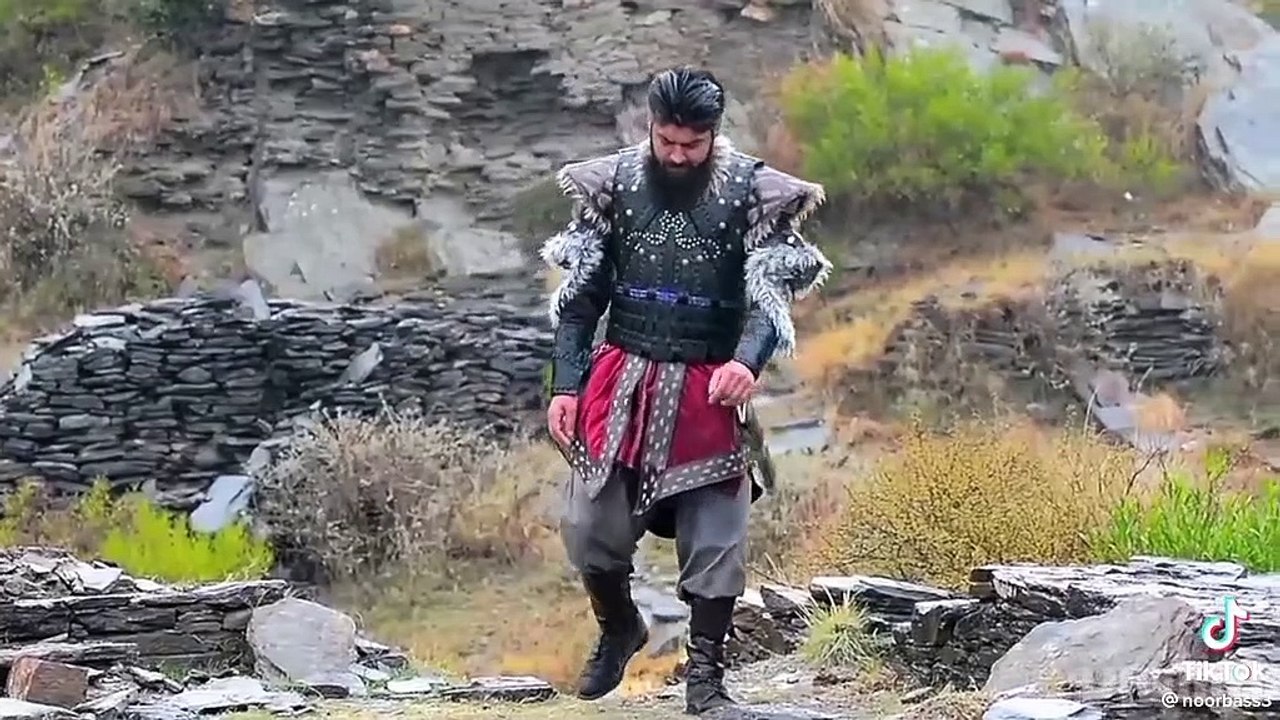 پاکستان کے خفیہ ذرائع سے اطلاع موصول ہوئی کہ پاکستان کے ایک پہاڑی علاقے میں عثمان غازی کی انٹری ہوچکی ہے️  #osmangazi #KurulusUsman #foryou