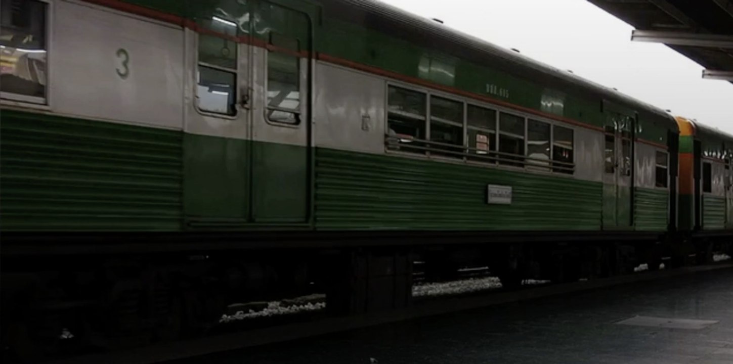 5 Beautiful Train Rides in North Carolina Through Quaint Towns, Vibrant Cities, and the Blue Ridge Mountains