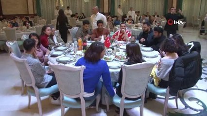 Türkiye Yüzyılı Birlik ve Dayanışma Platformu Bakü'de 700'den fazla kişiye iftar verdi