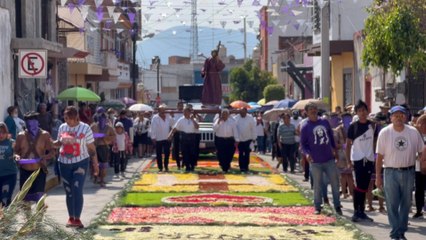 Distintas poblaciones de México se unen a la celebración del Viernes Santo