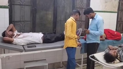 सम्भल:तेज रफ्तार अज्ञात वाहन की टक्कर से बाइक सवार तीन लोग हुए घायल